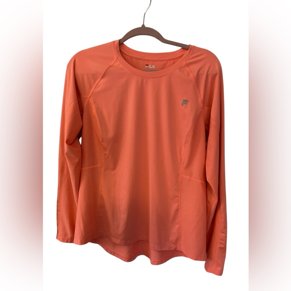 Fila Sport Womens Long Sleeve Athletic Shirt Size XL IN LIGHT ORANGE